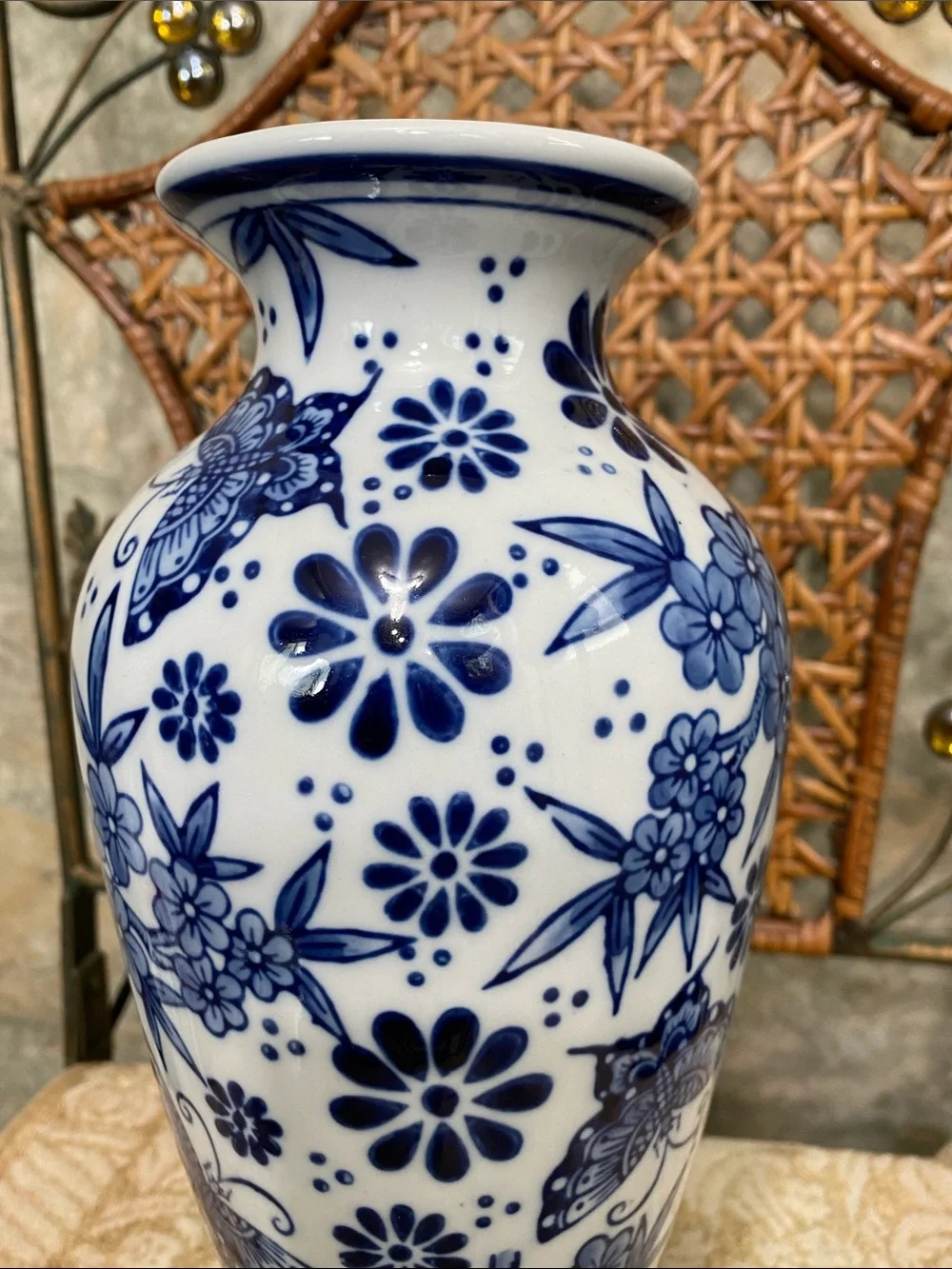 Vase cobalt Blue & White Floral Porcelain China Asian vibrant butterfly blossom